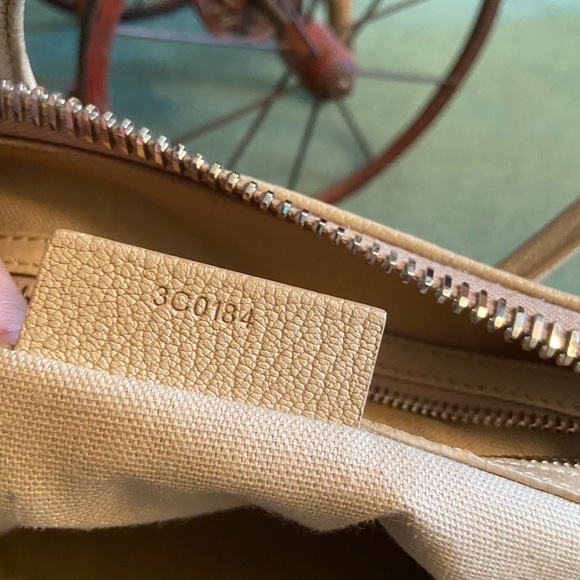 GIVENCHY HANDBAG - Picture 5 of 7